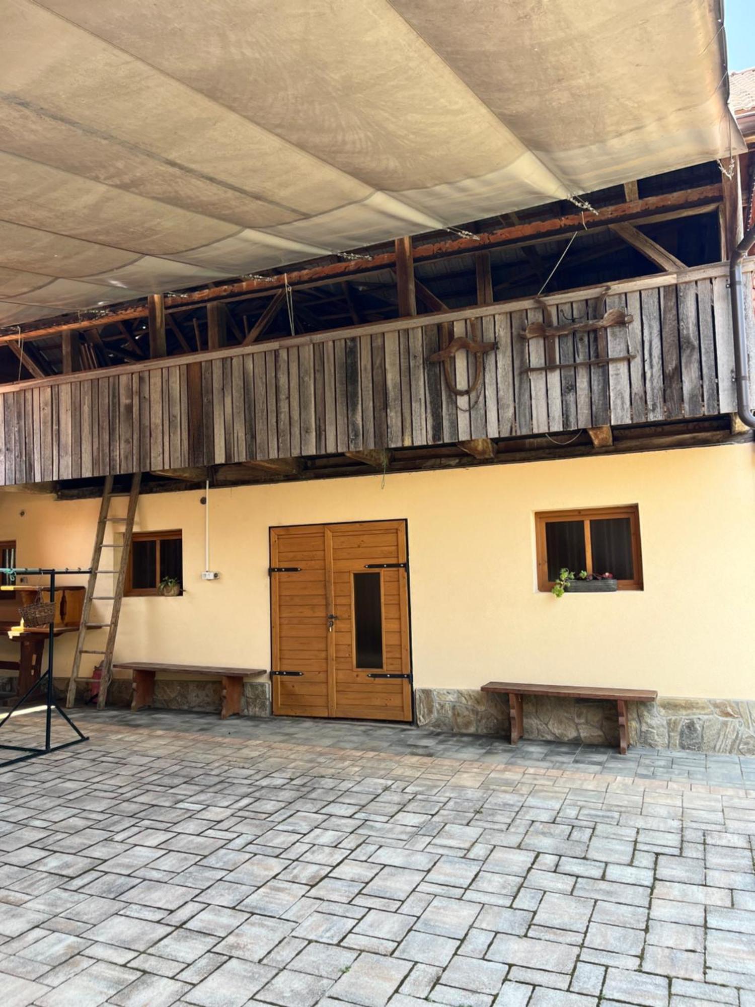 Domacija Brdar Villa Adlesici Buitenkant foto